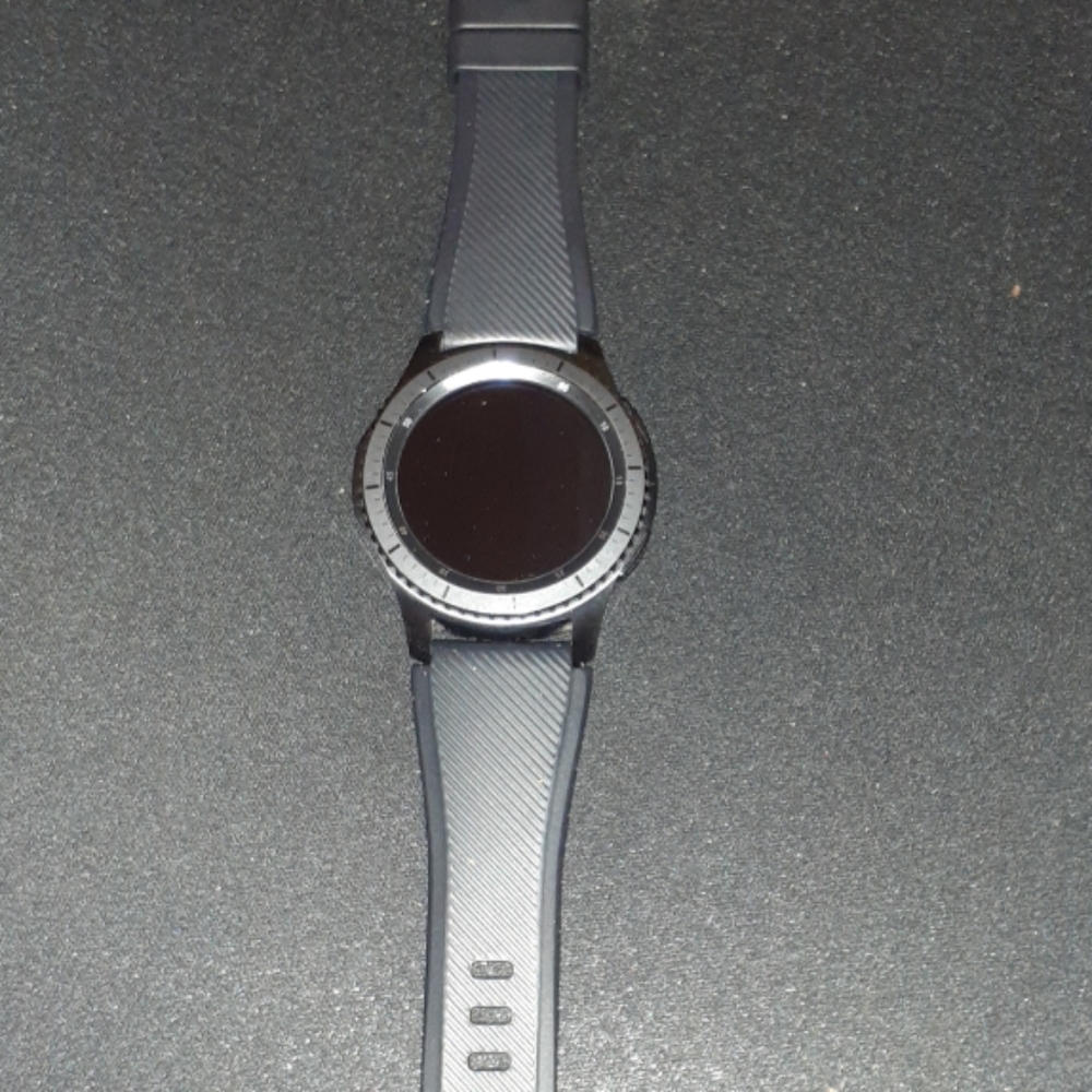 Samsung Gear S3 Frontier Smart Watch